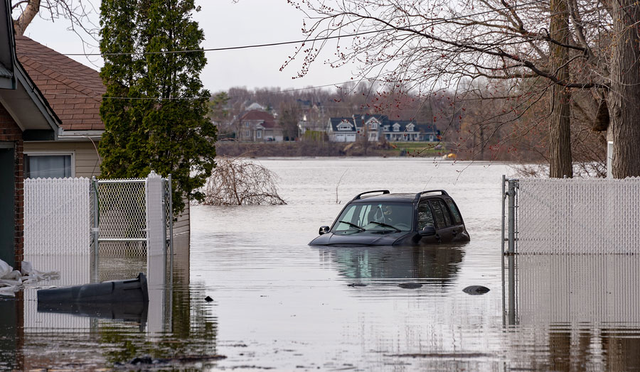 flooded Car and house